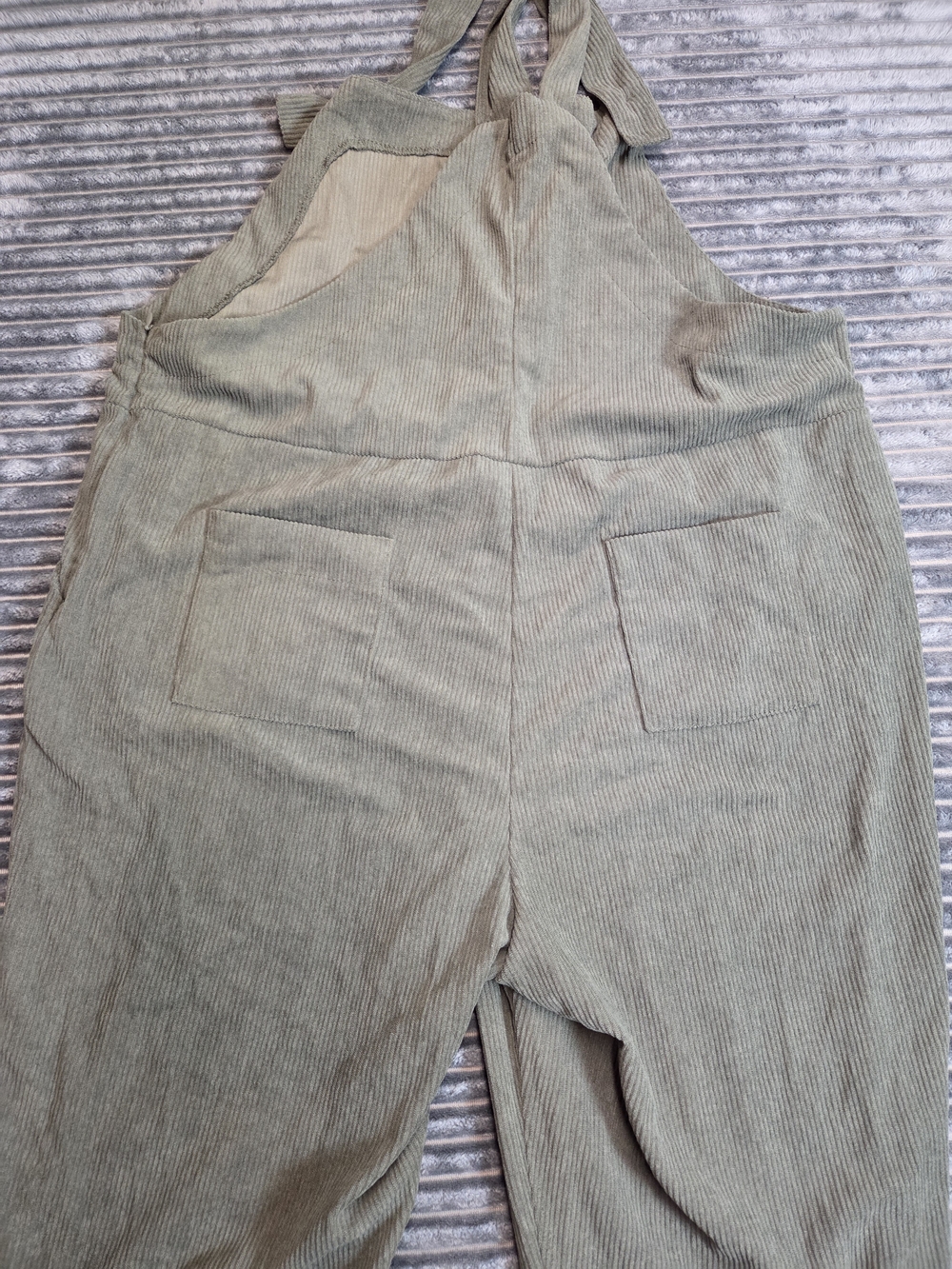 Olive Green Ribbed Overalls - Picture 7 of 9